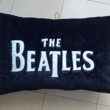 Almohada BEATLES